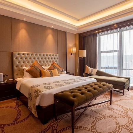 Wyndham Grand Plaza Royale Chenzhou Hotel Bagian luar foto