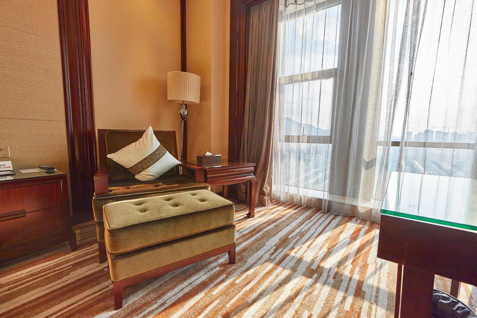 Wyndham Grand Plaza Royale Chenzhou Hotel Bagian luar foto