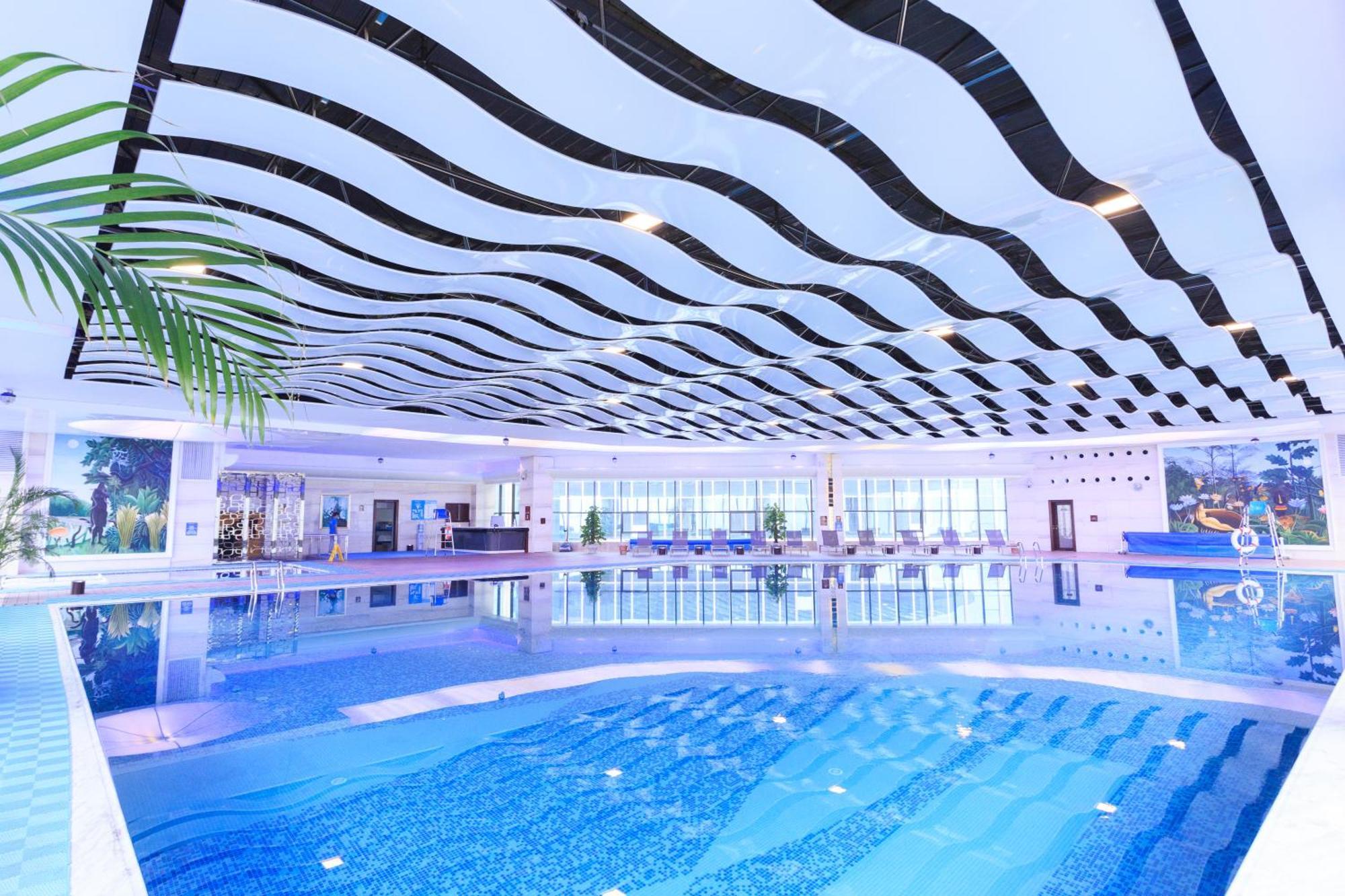 Wyndham Grand Plaza Royale Chenzhou Hotel Bagian luar foto
