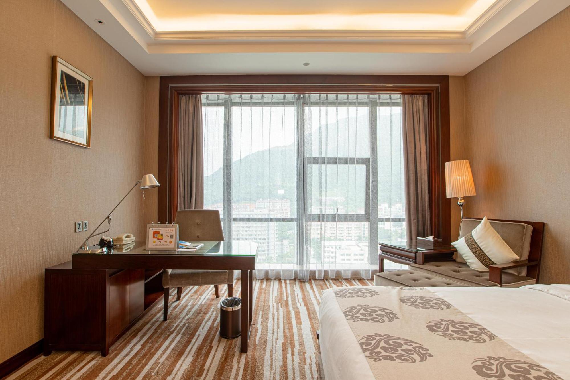 Wyndham Grand Plaza Royale Chenzhou Hotel Bagian luar foto
