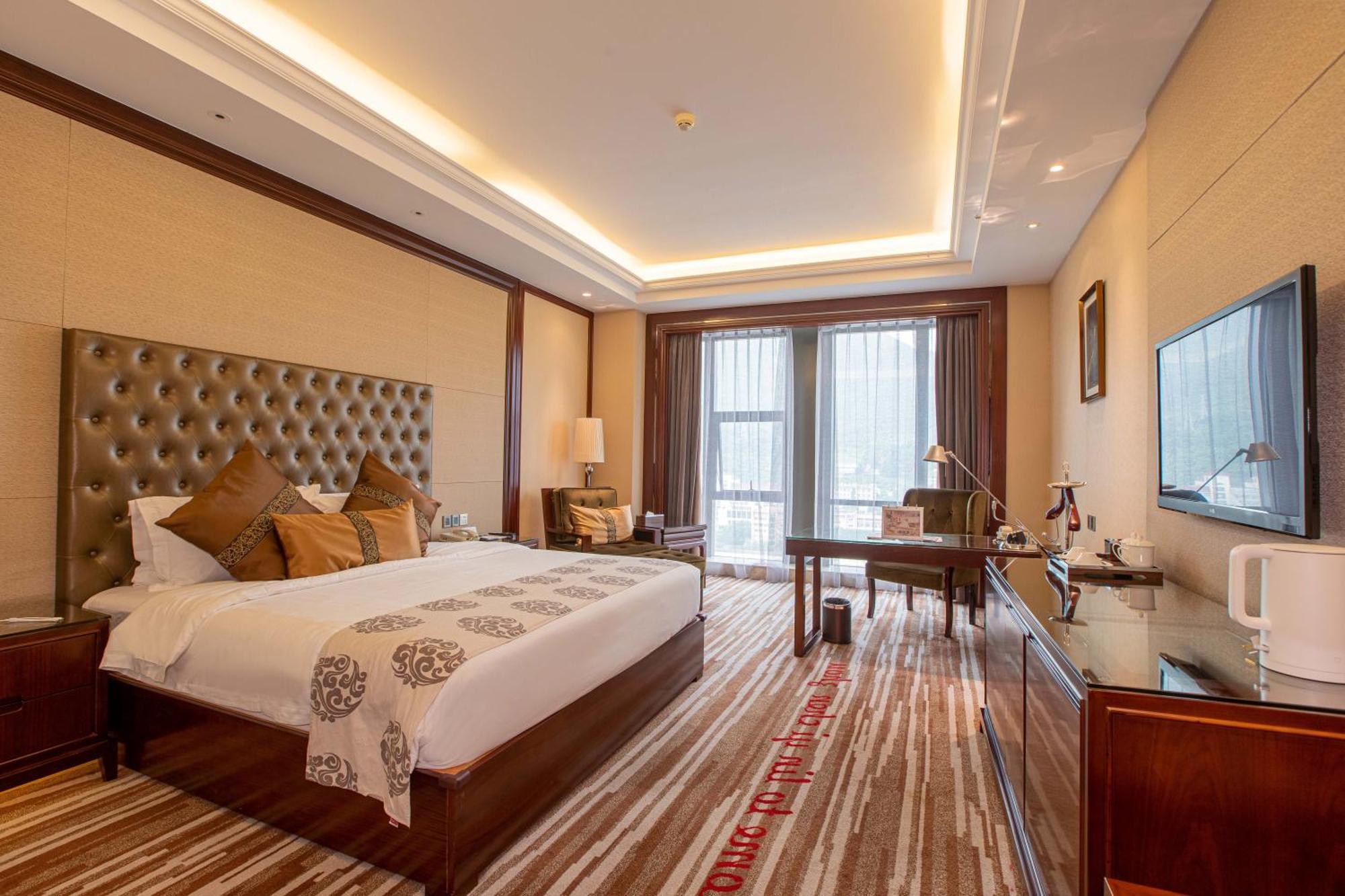 Wyndham Grand Plaza Royale Chenzhou Hotel Bagian luar foto
