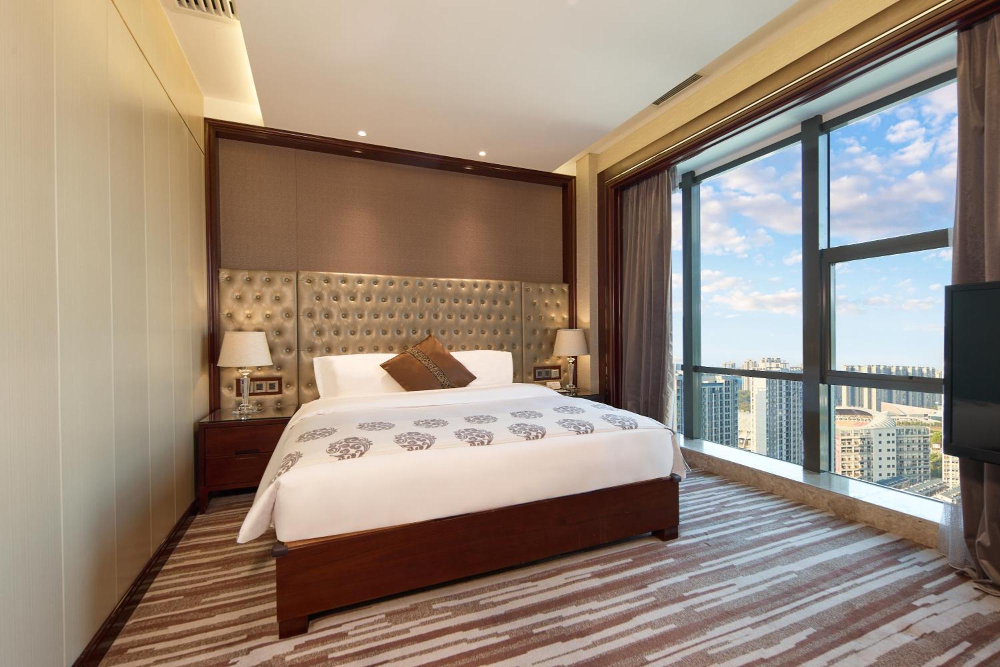 Wyndham Grand Plaza Royale Chenzhou Hotel Bagian luar foto