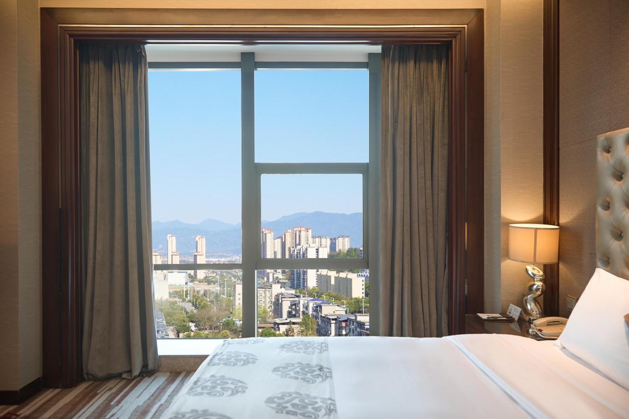 Wyndham Grand Plaza Royale Chenzhou Hotel Bagian luar foto